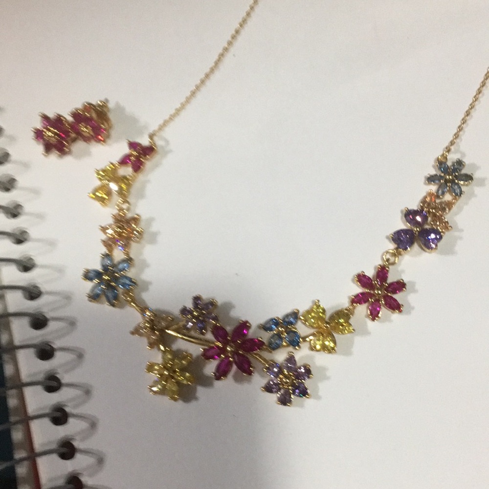 Kate Spade necklace and earrings set.